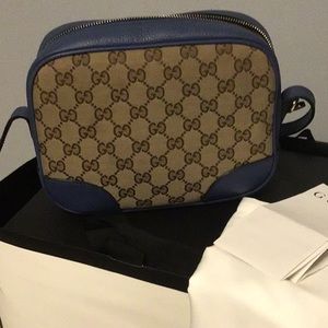 Authentic Gucci purse in great condition.